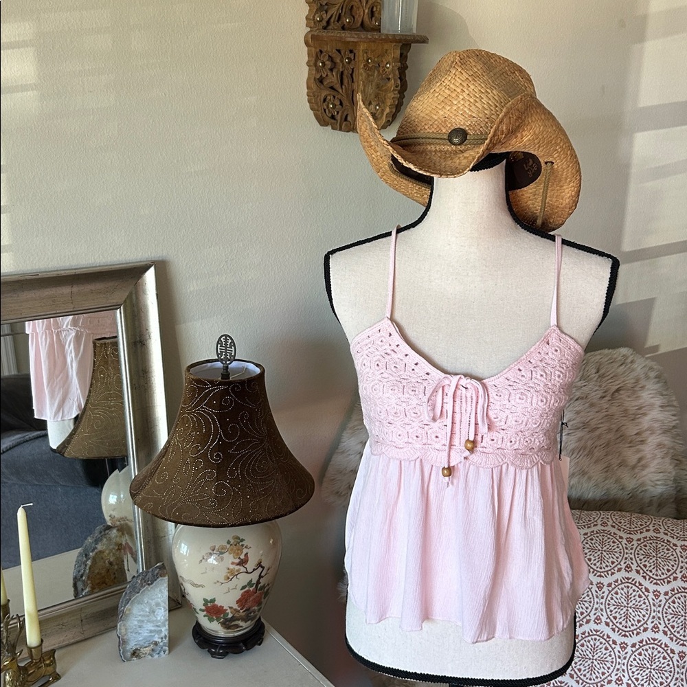 NWT baby pink crochet knit gauze, Boho western cottage tank top M Jrs​